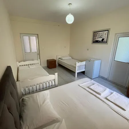 Hostel Gjika *