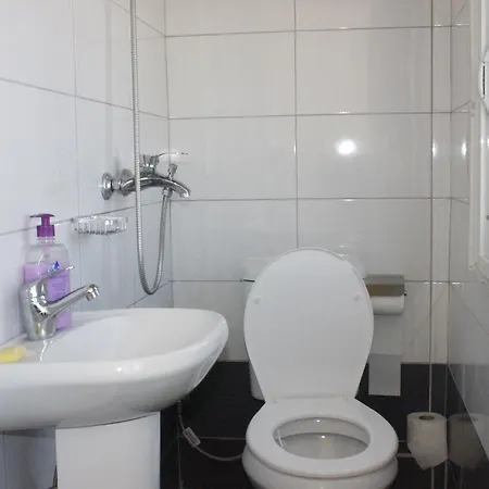Gjika Hostel Sarande