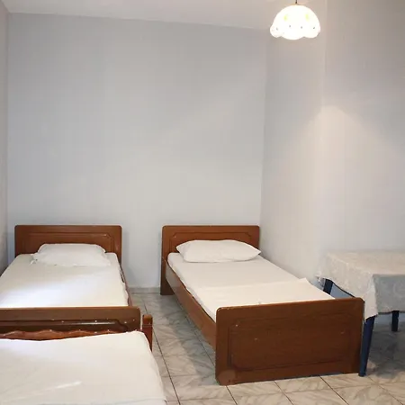 Gjika Albergue *